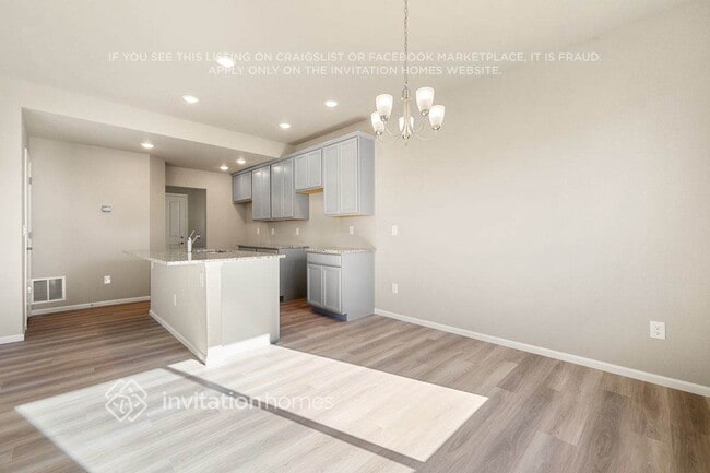 Foto del edificio - 6220 Big Bird Dr