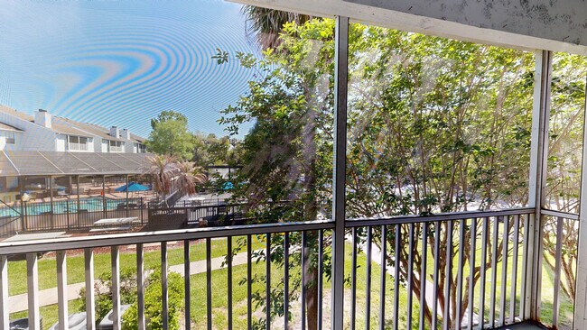 Interior Photo - Regatta Shores
