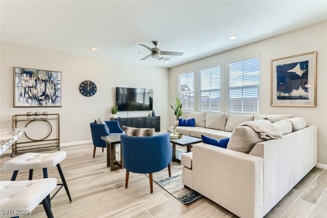 Foto del edificio - 2417 Fasano St