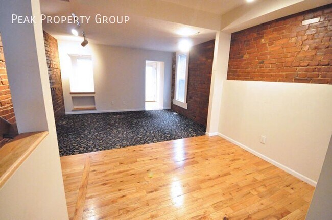 Foto del edificio - 1216 Indianola Ave