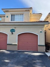 Building Photo - 2578 Centergate Dr