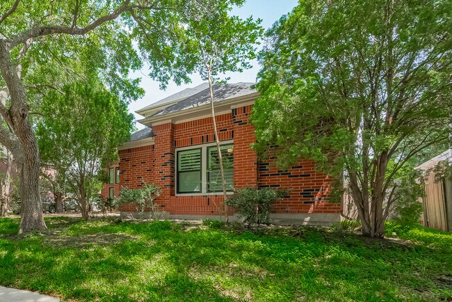 Foto del edificio - 6503 Taimer Ct