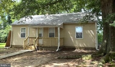 26 Oakland St
