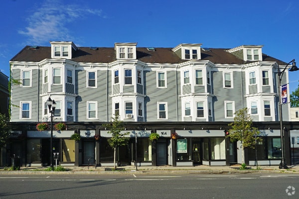 Building Photo - 174 Broadway