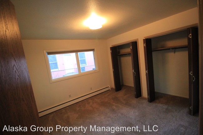 Building Photo - 307 Eyak Dr