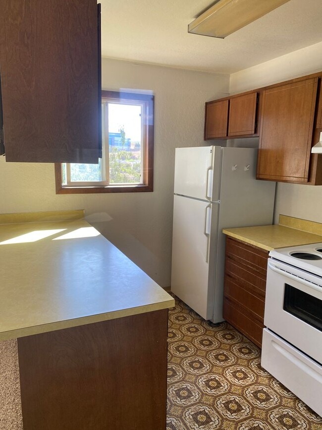 Foto del edificio - 2030-2040-2040 NW Friel St