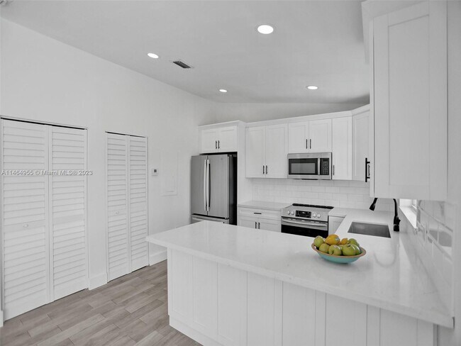 Building Photo - 13529 SW 62nd St