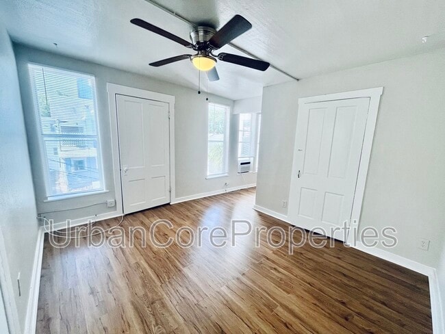 Foto del edificio - 417 4th St N