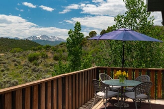 Building Photo - 614 Light Hill Rd