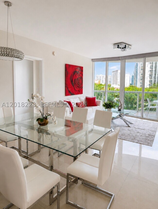 Building Photo - 17201 Collins Ave