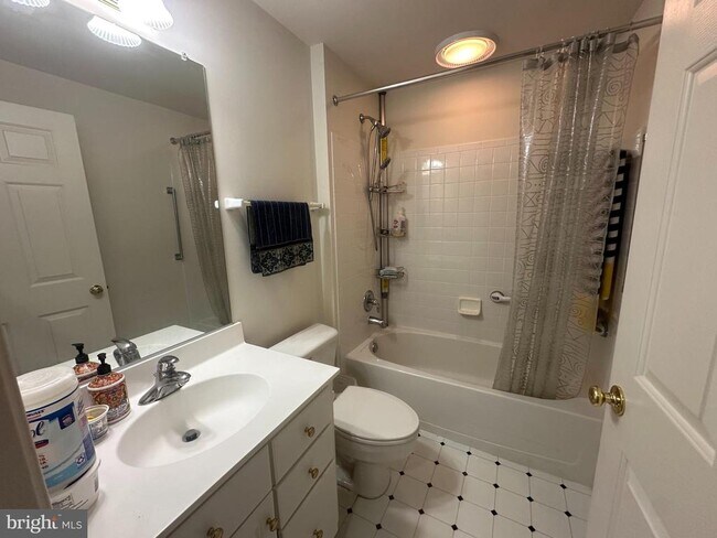 Building Photo - 7505 Redland Park Pl
