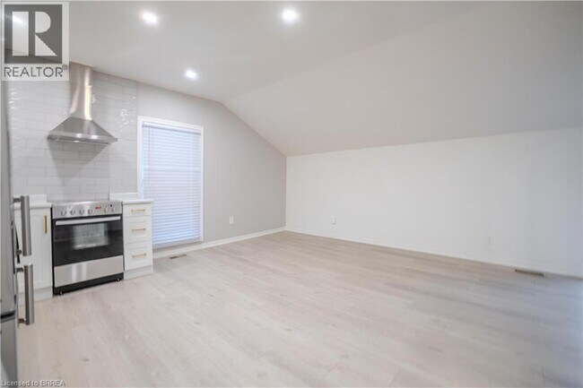 Photo du bâtiment - 169 Drummond St