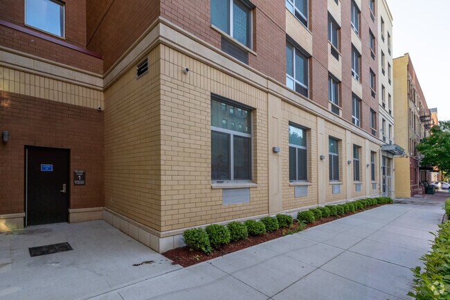Building Photo - 461 Alabama Ave