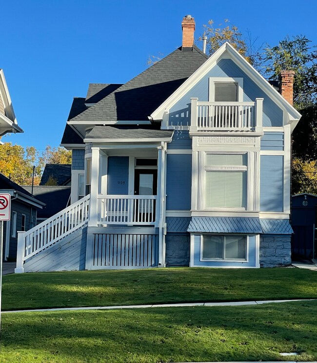 Classic Avenues Architecture - 1109 1st Ave N