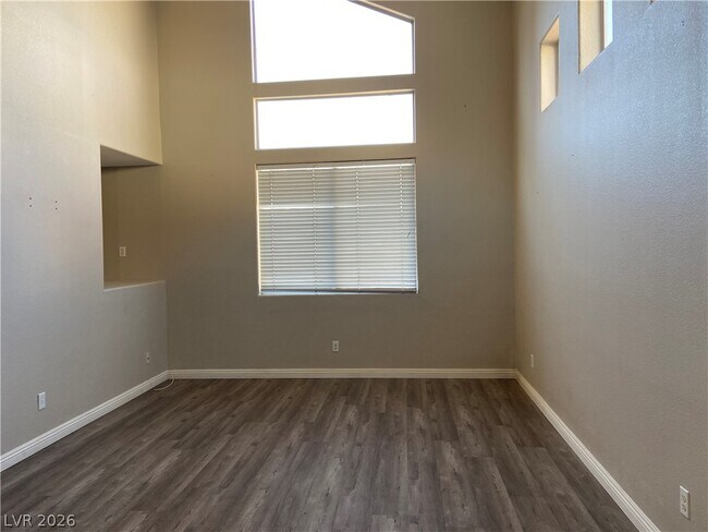 Building Photo - 3603 Penedos Dr