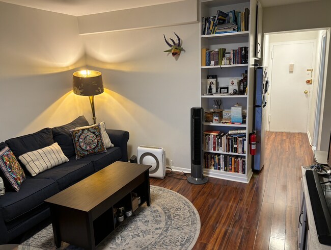 Foto del edificio - 377 S Harrison St