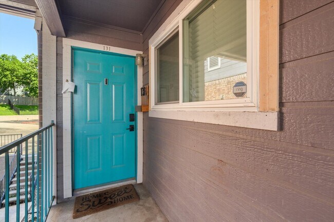 Foto del edificio - 1840 Burton Dr