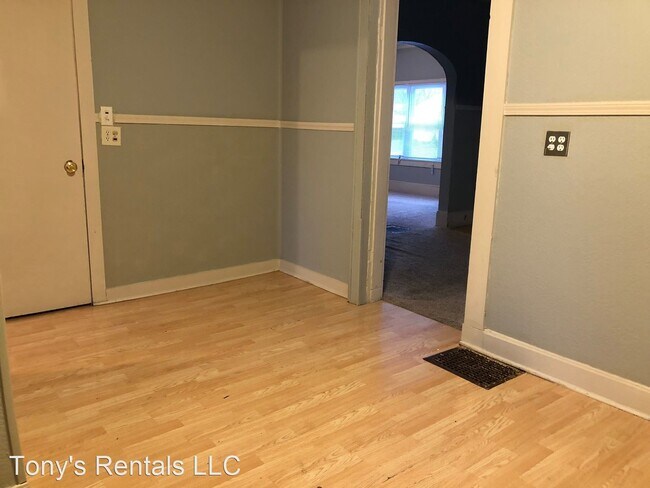 Foto del edificio - 3 br, 1 bath House - 230 Polk Street