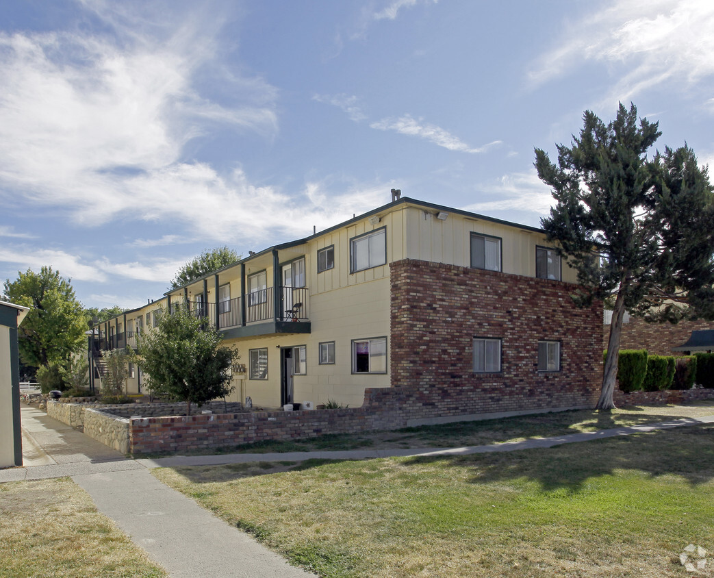 Foto principal - Sierra Meadows Apartments