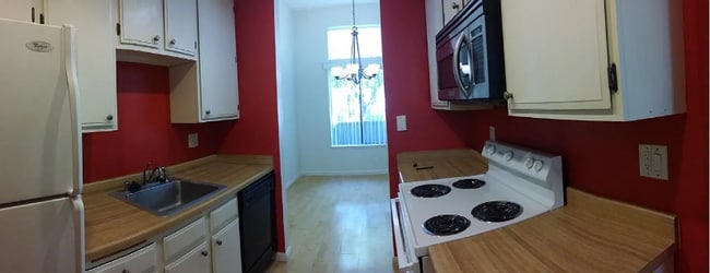 Foto del edificio - 2290 Sun Glory Ln