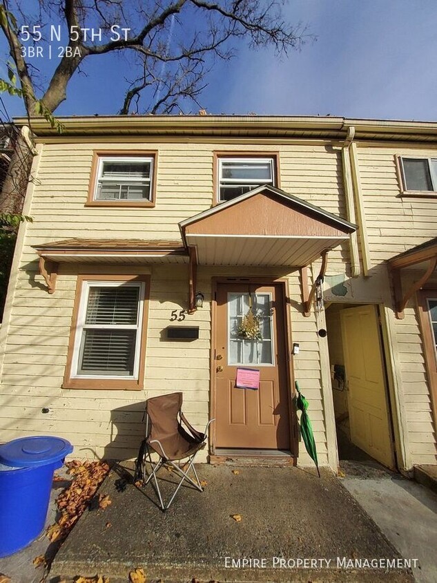 Foto principal - 3 Bedroom/2 Bathroom House in Easton!!