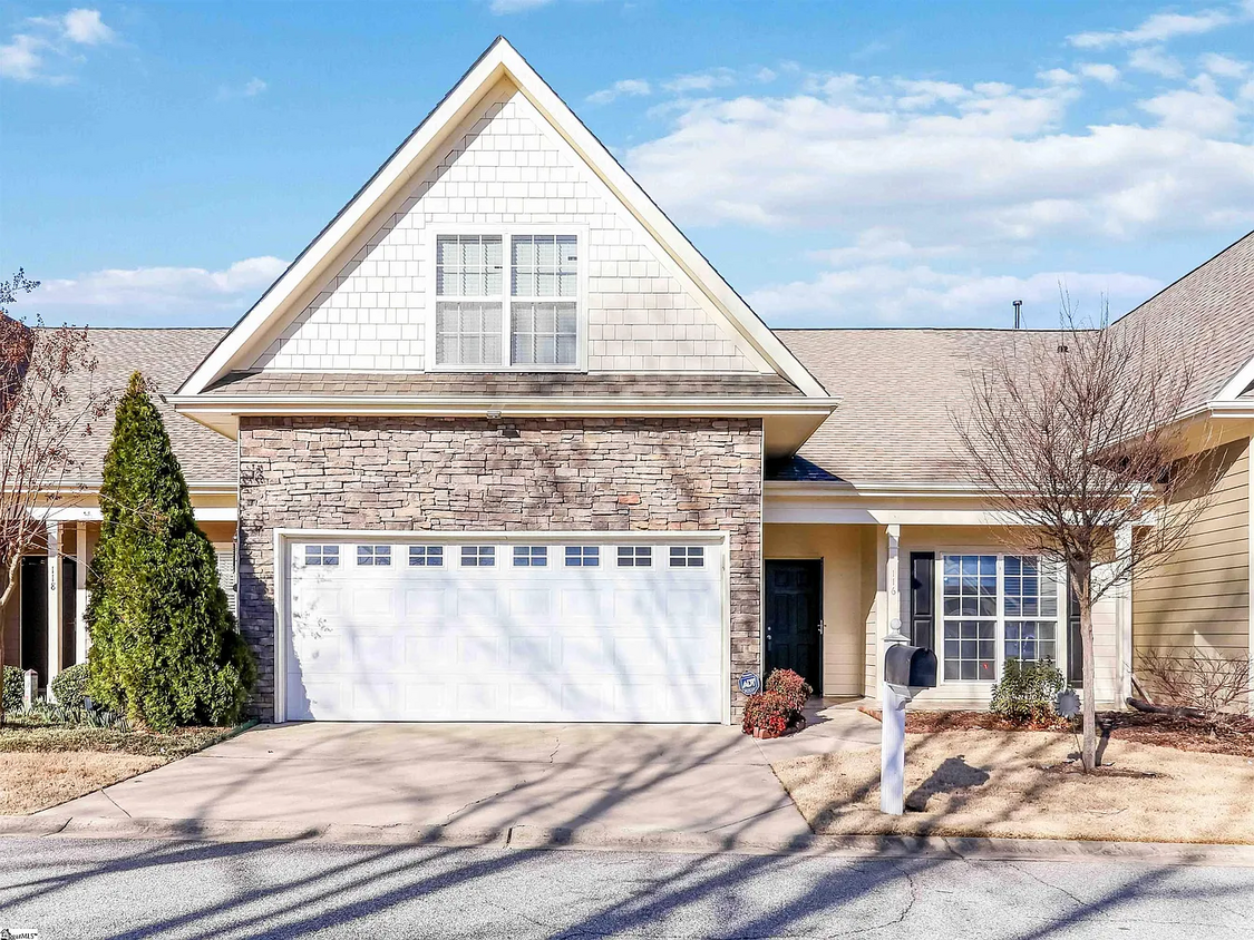 Front Elevation - 116 Ashgrove Ln