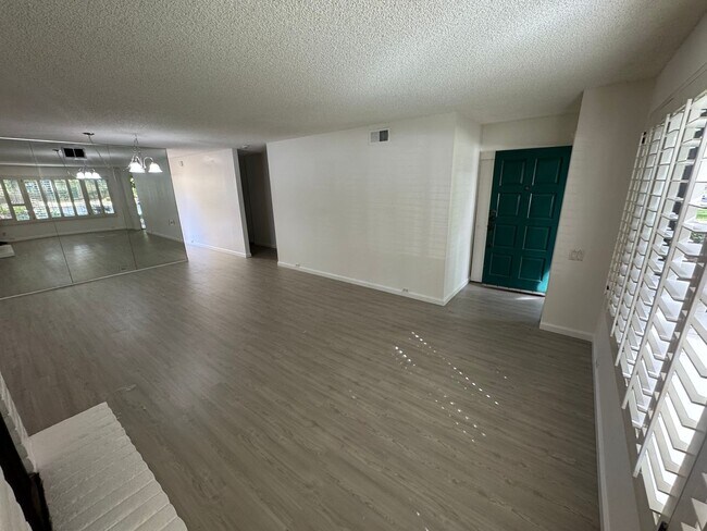 Building Photo - Two bedroom townhome | Located in Campus Commons