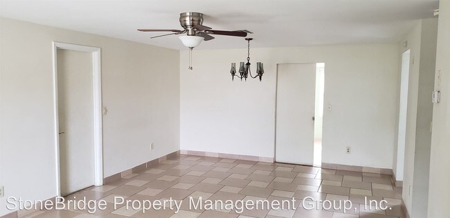 Foto del edificio - 3 br, 2 bath House - 2342 Otis Ave