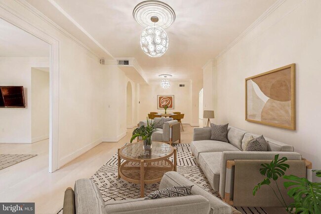 Foto del edificio - 2022 Columbia Rd NW