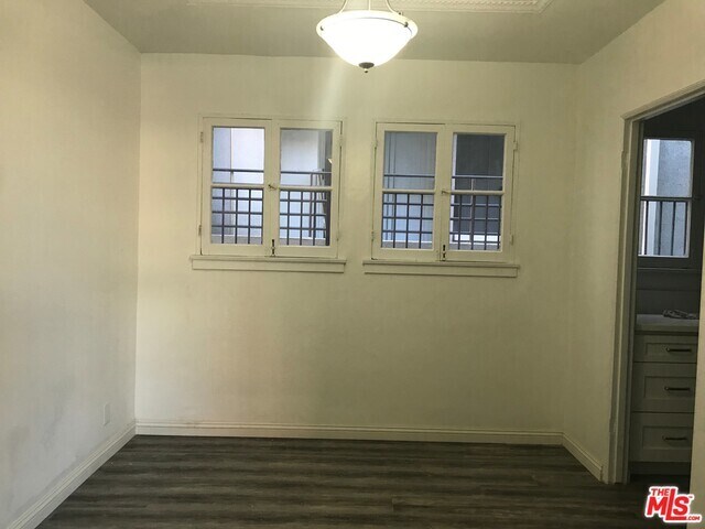 Foto del edificio - 5524 W 6th St
