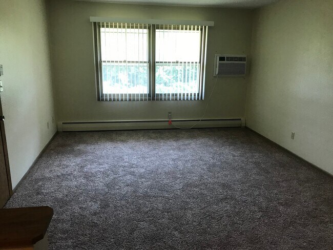 Foto del edificio - Forestview 2 Bedroom Upper Unit