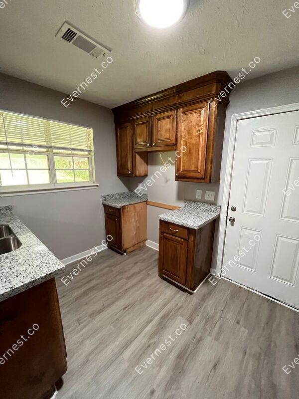 1327 Maria Dr, Jackson, MS 39204 House Rental in Jackson, MS