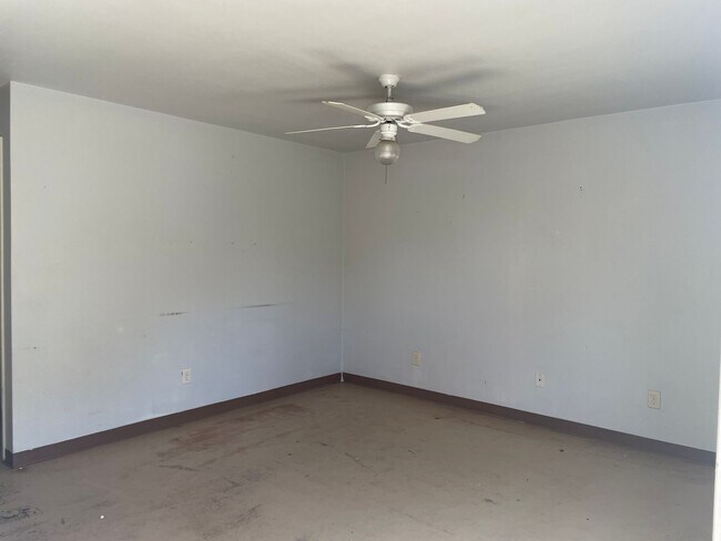 Foto del edificio - 2851 Highland Ave