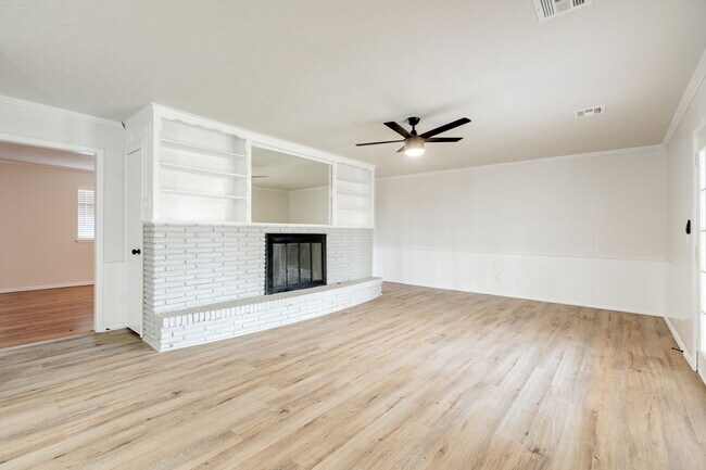 Foto del edificio - 324 NE 60th St