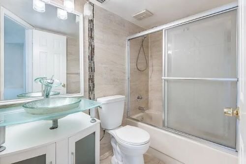 Foto del edificio - 7705 Forest Green Ln