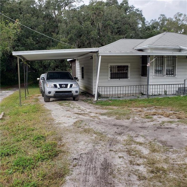 Foto del edificio - 5010 Clewis Ave