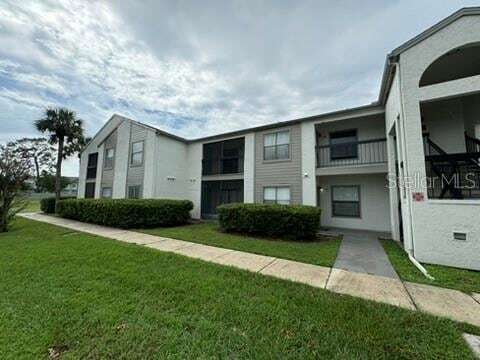 Primary Photo - 2101 Cascades Blvd