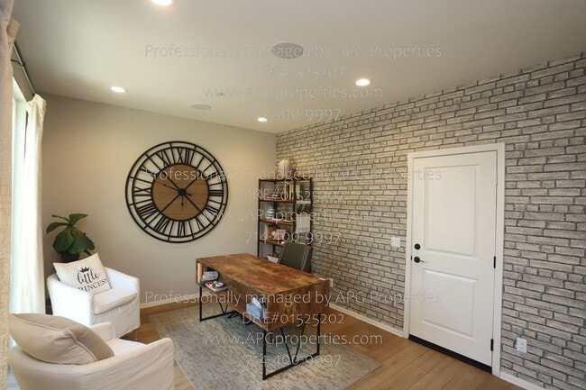 Building Photo - 3320 W Mirano Dr