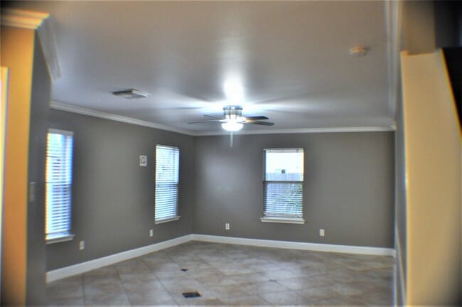 Foto del edificio - 9503 Deep Valley Dr