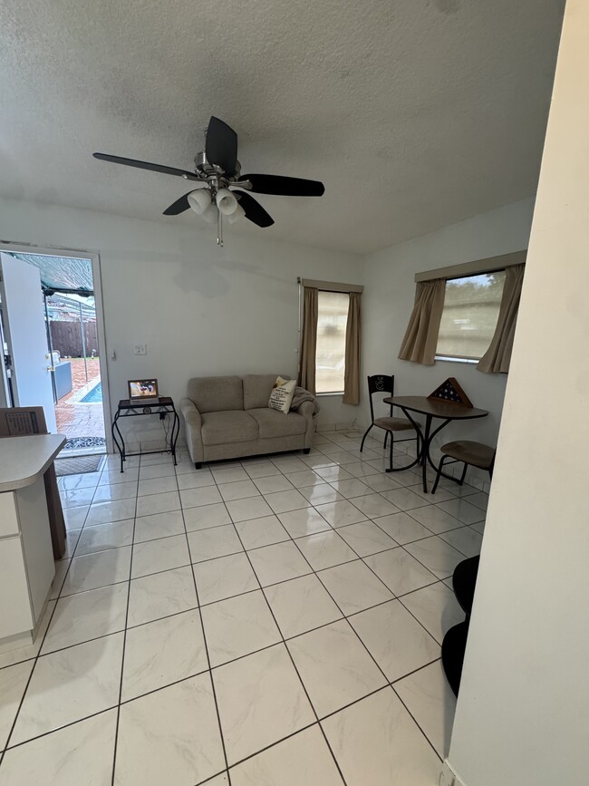 5501 SW 89th Ave