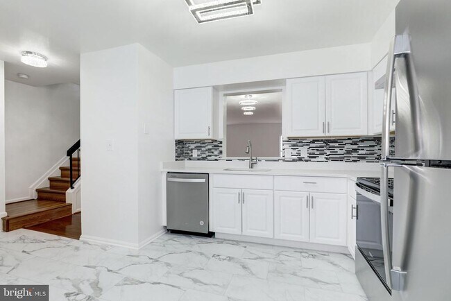 Building Photo - 19019 Grotto Ln