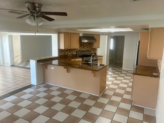 Building Photo - 6416 Lake Sunrise Dr