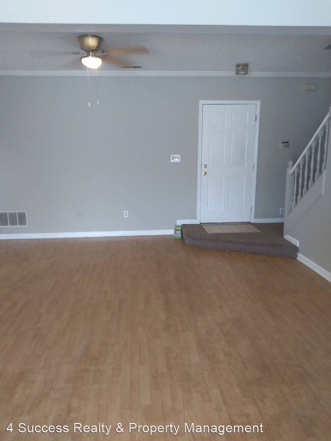 Foto del edificio - 2 br, 2.5 bath House - 5151 Walton Lake St...