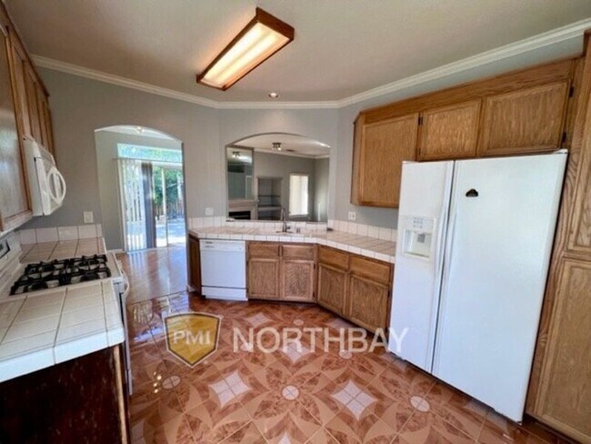 Building Photo - 726 Palermo Dr