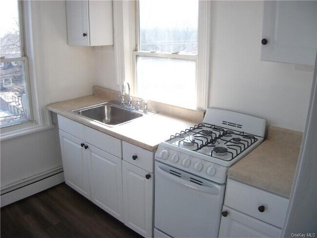 Foto del edificio - 208 Greenwich Ave