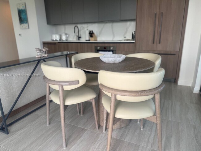 Foto del edificio - 580 72nd St