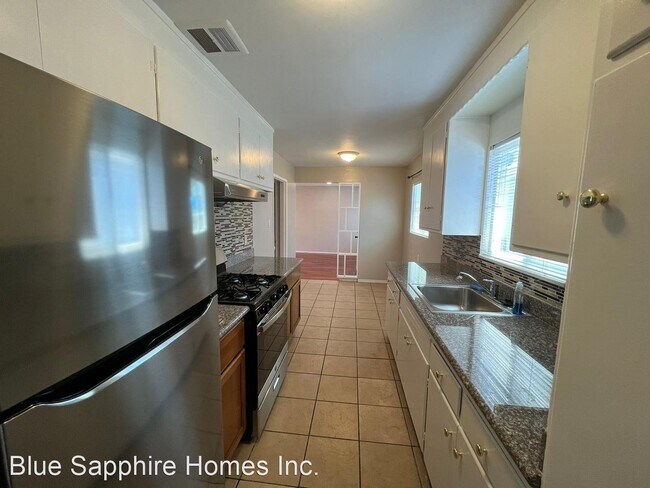 Foto del edificio - 1 br, 1 bath House - 2630 38th Ave
