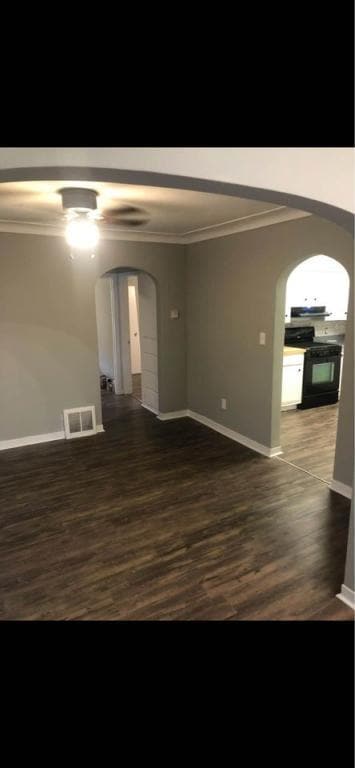 Building Photo - 308 6th Ave SE