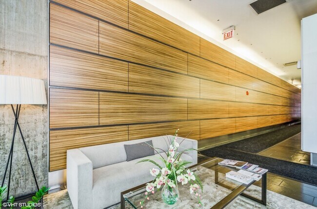 Foto del edificio - 659 W Randolph St