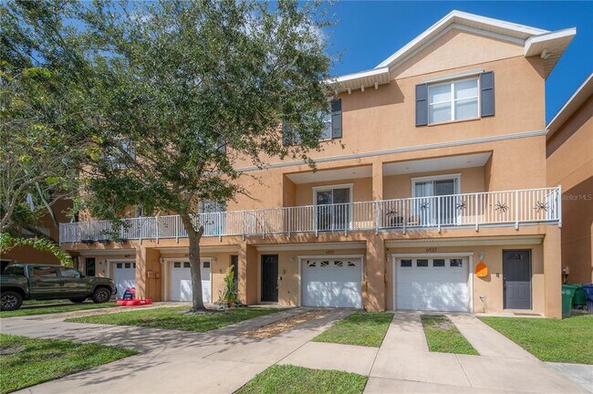 Foto del edificio - 6825 S Kissimmee St
